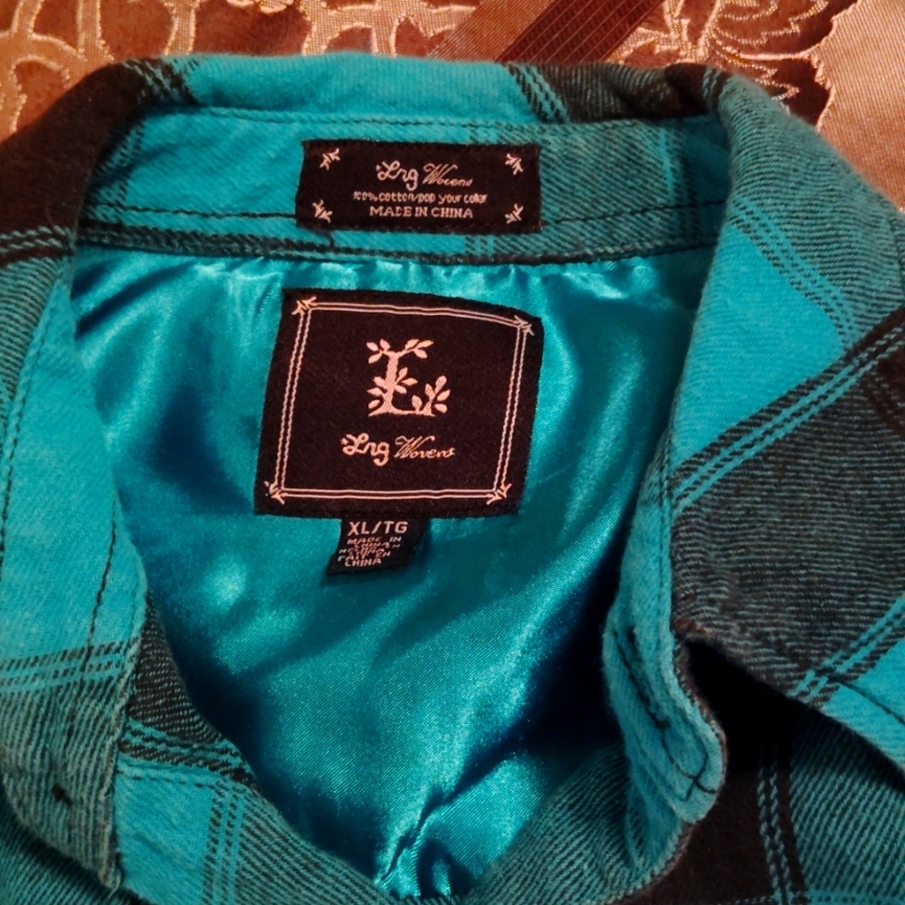 Women's XL flannel long sleeve shirt/LRG brand.
